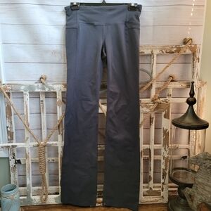 Athleta Gray Yoga Pants-size Medium